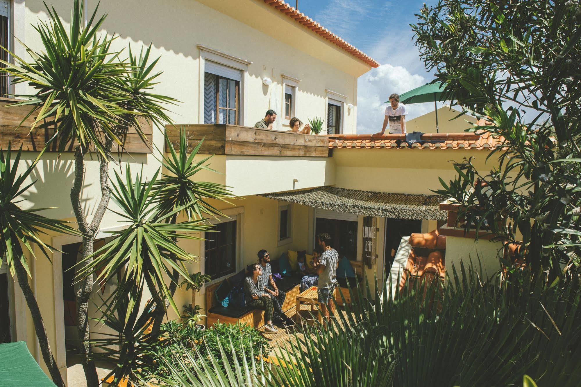 Cliff Surf House Albergue Santa Cruz  Exterior foto